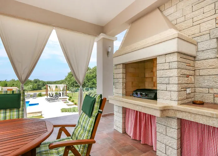 Tara Villa *