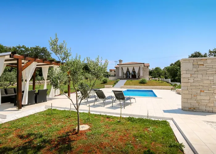 Villa Tara